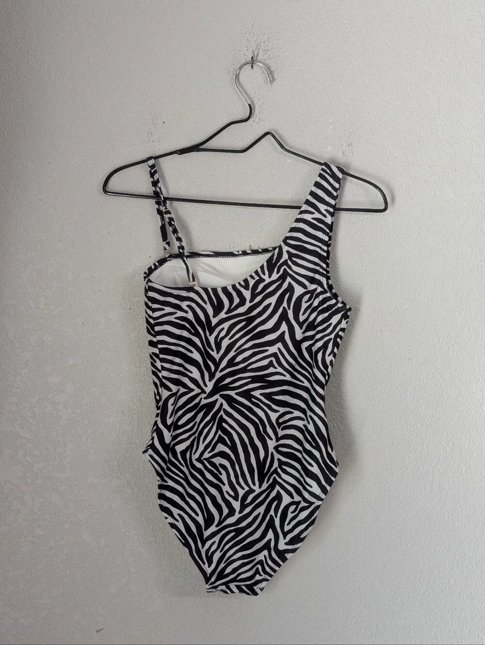 Kate Spade Zebra Animal Print One-Shoulder Swimsuit Size S Summer Beach Vacation
